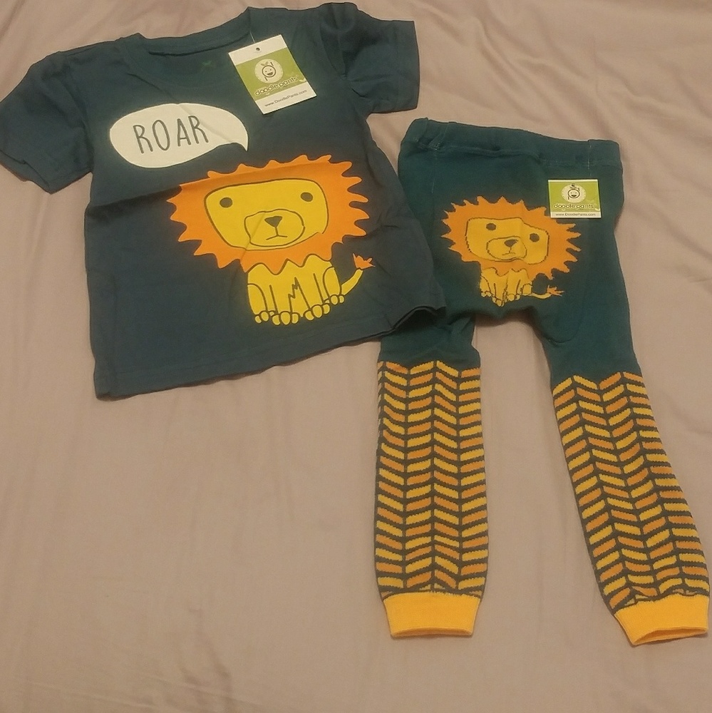 Doodlepants lion/leggings outfit set